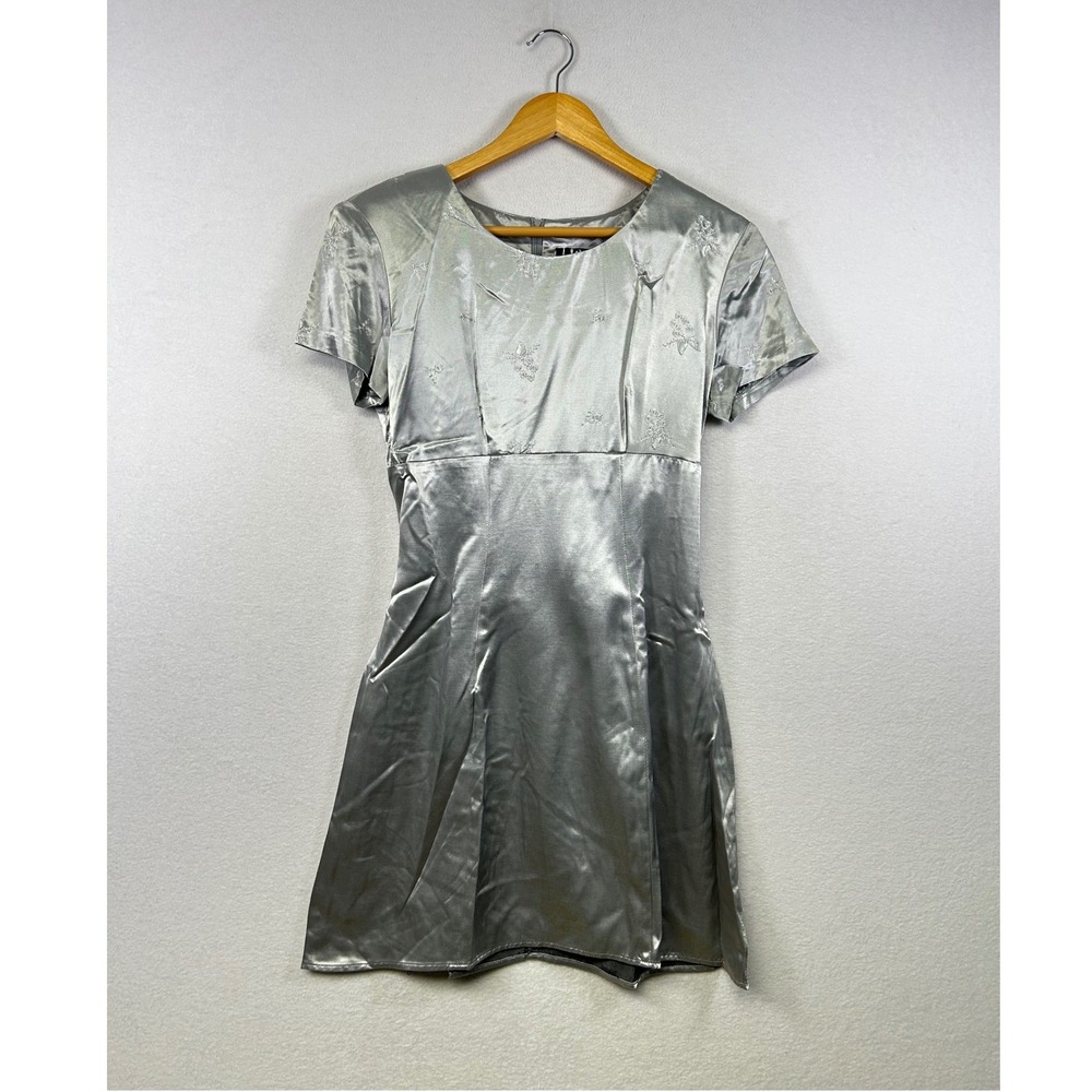 Vintage City Triangles Silver Satin Short Sleeve Party Dress Size 7